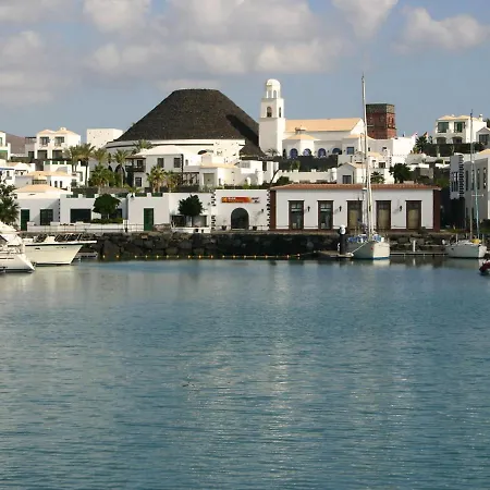 Viejo Dos: Bright Puerto Calero Retreat With Pool And Scenic Views Villa *